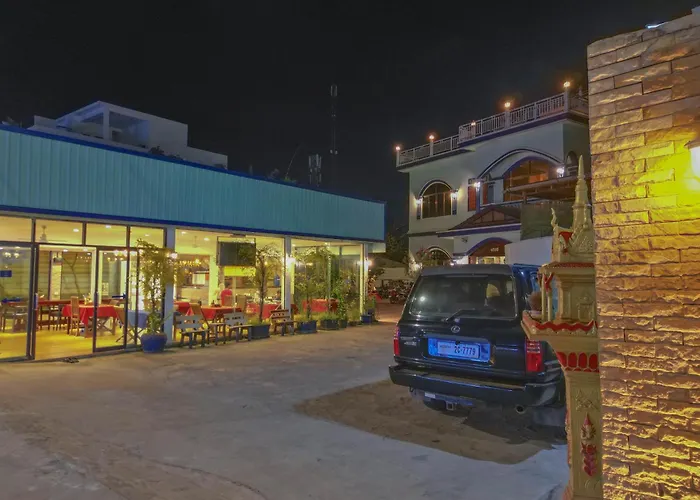 Blossoming Romduol Boutique Hotel 2*