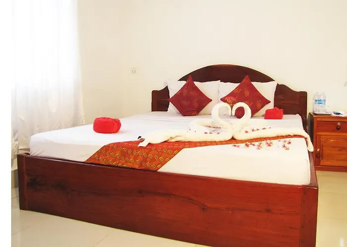 Hotel Blossoming Romduol Boutique 2*