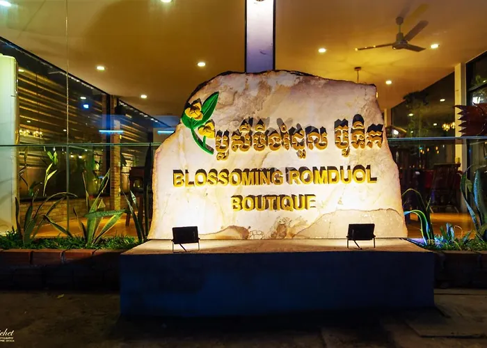 Hotel Blossoming Romduol Boutique 2*